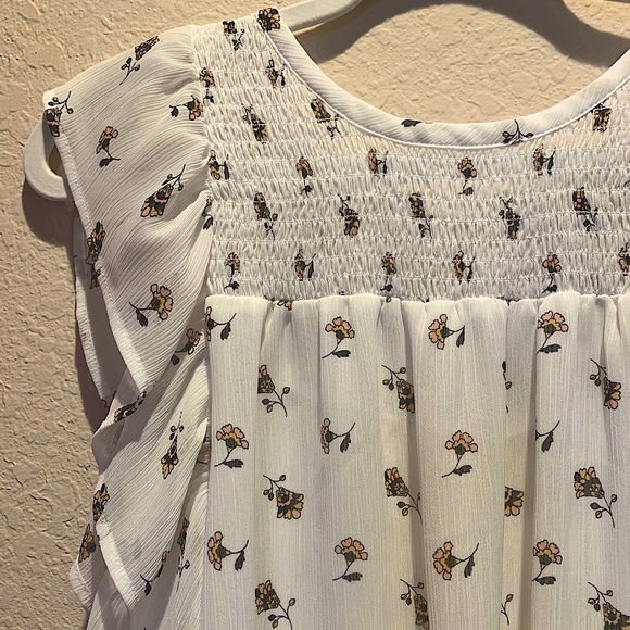 LOFT Floral Ruffle Top Size Small - Picture 2 of 2
